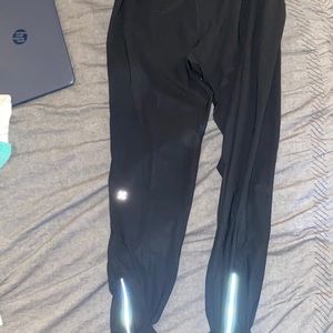 Mena Lululemon Surge Jogger 29”